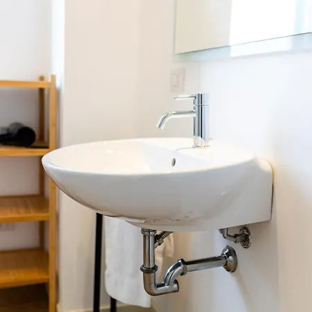 Zanelli Apartament *